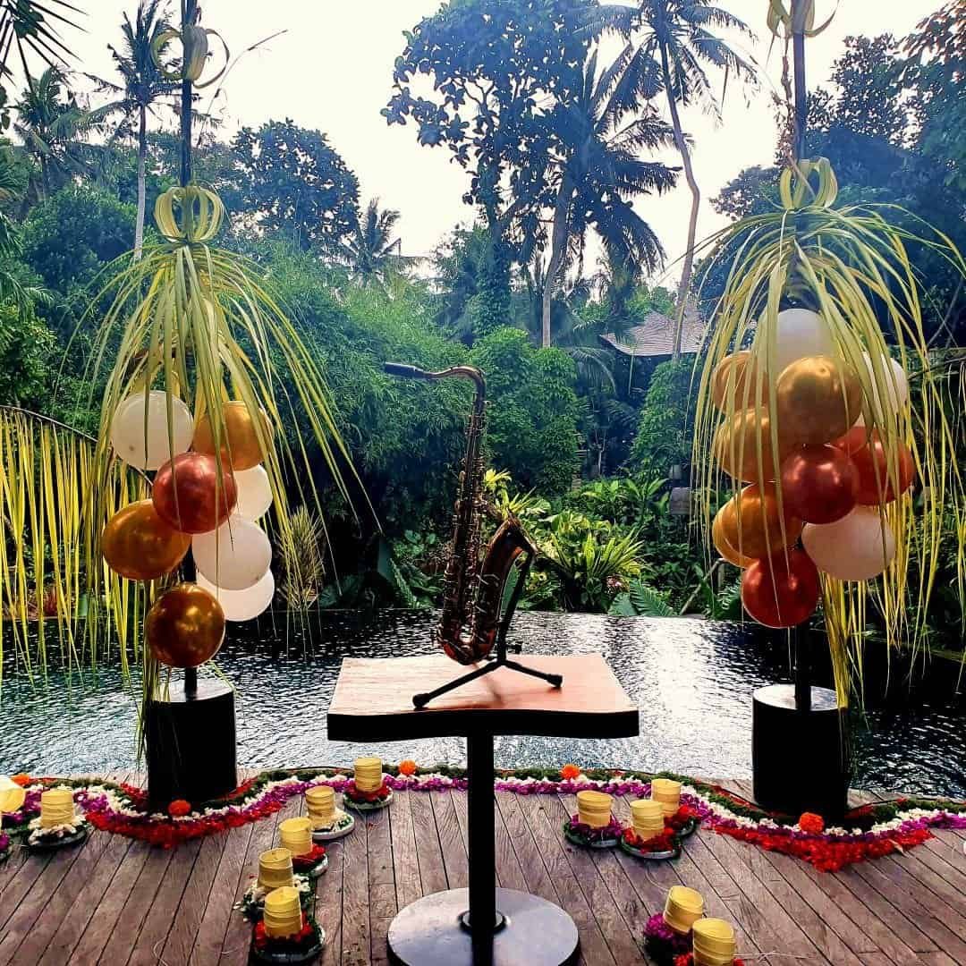 Saxophonist creating a refined atmosphere for a birthday celebration