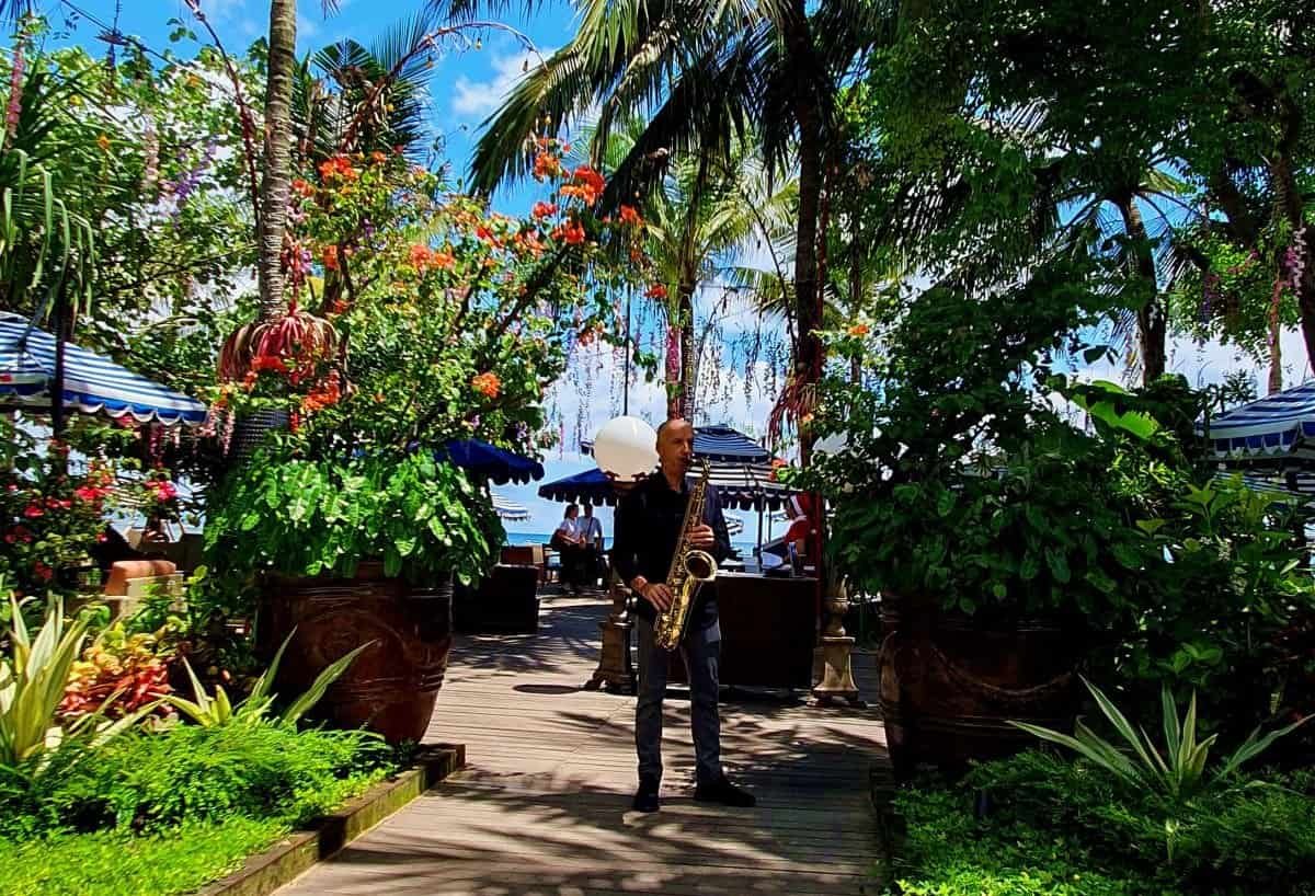 beachside brunch scene at byrd house bali with coastal ambiance