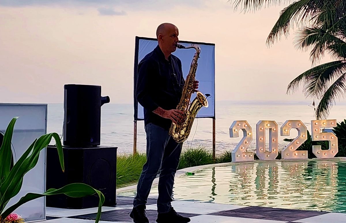 Sunset beach lounge atmosphere at Moonstone Beach Lounge in Bali